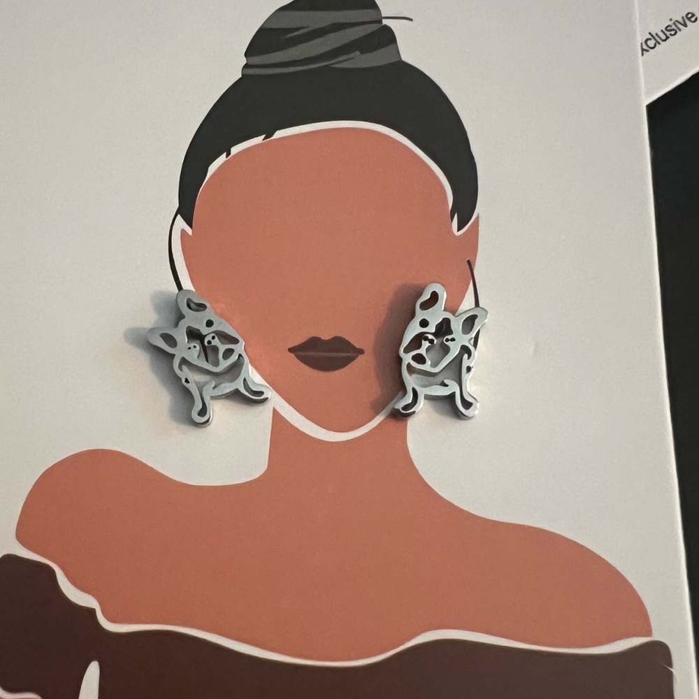🐶 French Bulldog Earrings 🐶 - Picture 4 of 4